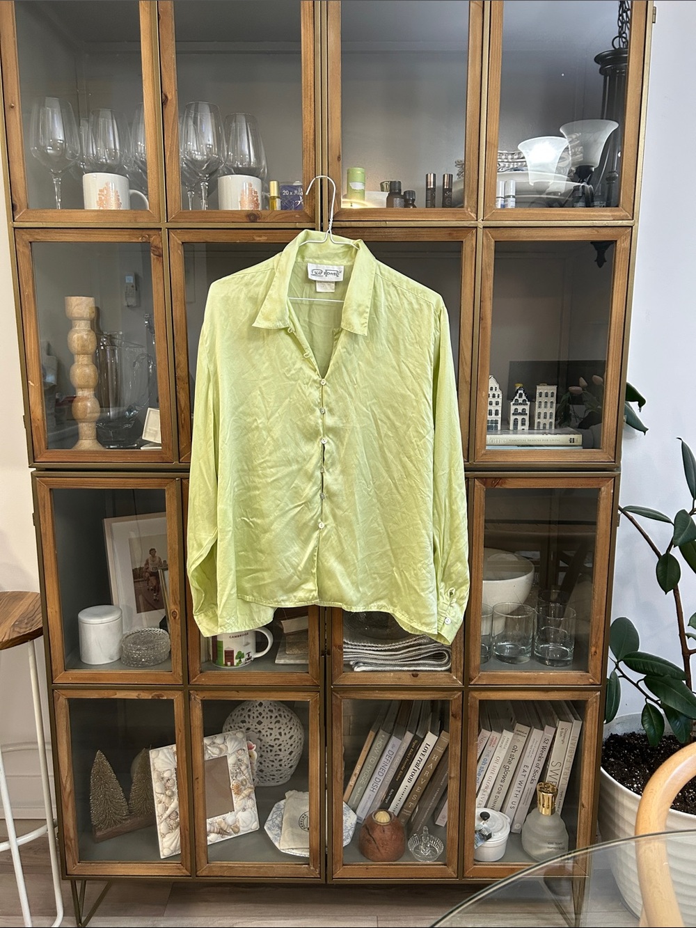 Vintage 100% Silk Two Roads Green Button-Front Women's Blouse